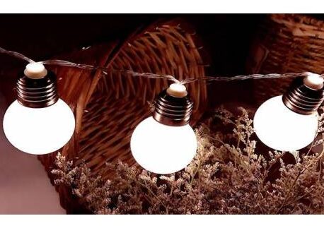 Bild von 4m or 6m Solar-Powered Waterproof String Bulb Lights – 10 or 20-LED