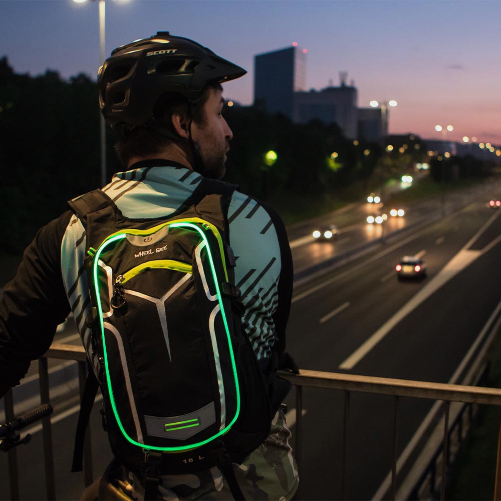 Bild von WheelBee LED Lit Bike Backpack