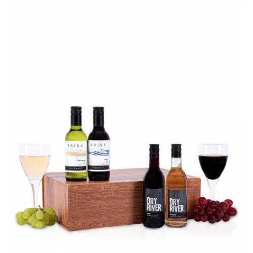 Bild von Prestige Hampers 4 Luxury Wines Case – Wine Hampers – Wine Gifts – Send Wine – Wine Gift Delivery – Wine Hamper Delivery